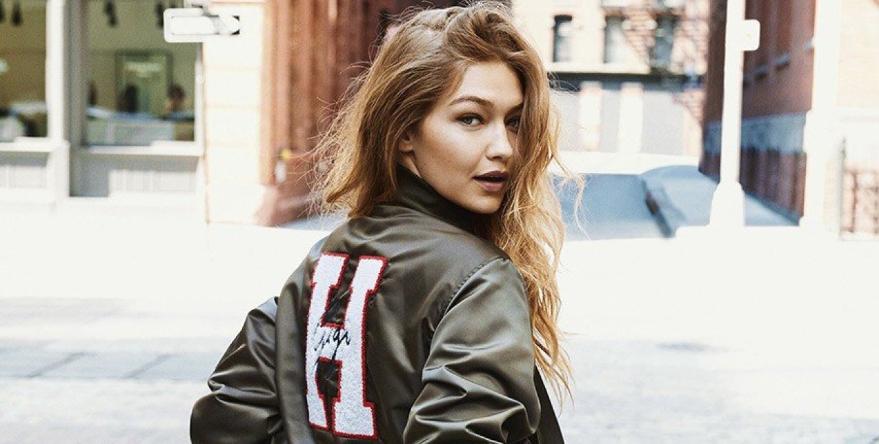 Τα sneakers που δεν αποχωρίζεται η Gigi Hadid 