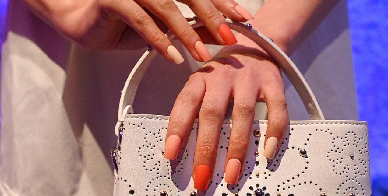 Tα σχέδια στα νύχια που είναι ιδανικά για εσάς που λατρεύετε τα funky κι εκκεντρικά nail designs