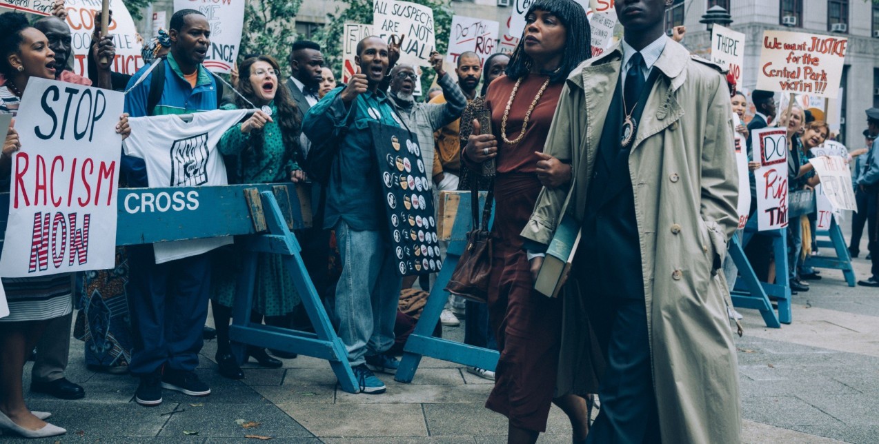 Οι must-see σειρές & ταινίες που μπορείτε να παρακολουθήσετε στη νέα κατηγορία του Netflix με τίτλο «Black Lives Matter»