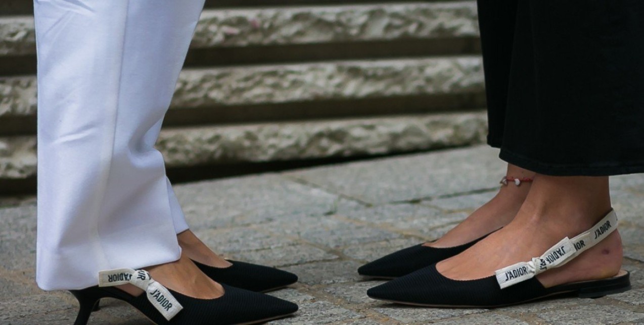 Μπαλαρίνες: Το αγαπημένο shoe style των fashionistas που θα σας κρατήσει συντροφιά σε day-to-night εμφανίσεις 