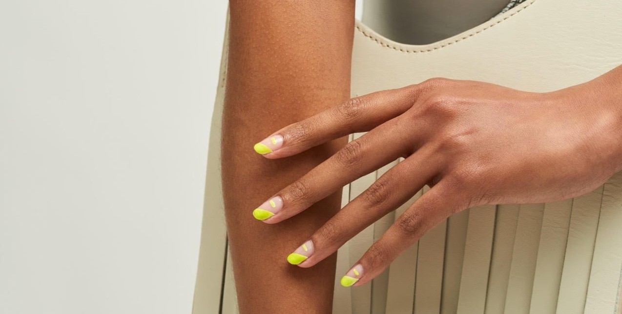 Τα nails designs που θα ανυπομονείτε να κάνετε στα νύχια σας τις επόμενες μέρες 