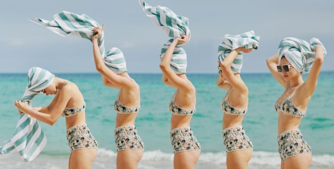 Ξεχάστε τα swimwear trends της χρονιάς: Αυτά είναι τα retro bikinis που θα κρατήσετε για πάντα 