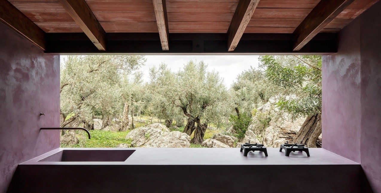 Tα ονειρικά «Olive houses» στη Μαγιόρκα δένουν με αρμονία τη φύση με τη φίνα αρχιτεκτονική 