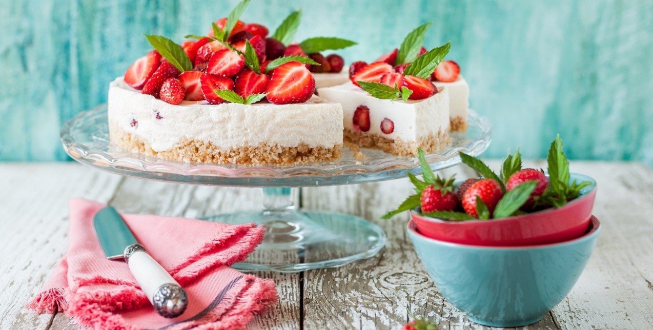 Desserts lovers: Φτιάξτε τα πιο λαχταριστά καλοκαιρινά γλυκά ακολουθώντας 3 πανεύκολες συνταγές