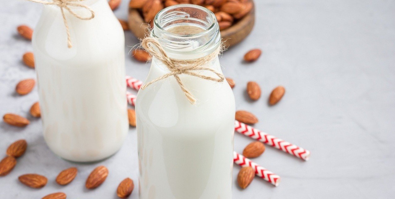 Γάλα Αμυγδάλου: Γνωρίζατε ότι η κατανάλωση του βλάπτει το περιβάλλον; 