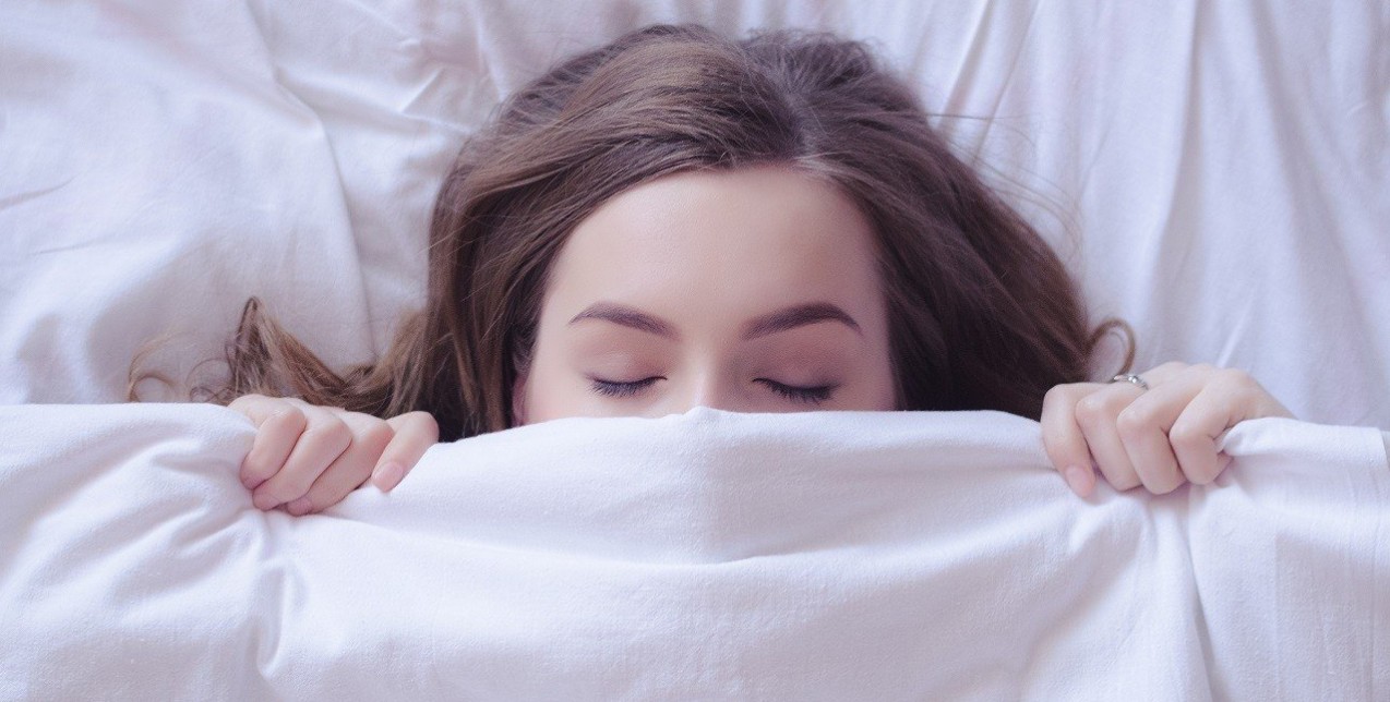 Ταλαιπωρείστε από εφιάλτες ή νυχτερινούς τρόμους; Μάθετε πώς να τους ξεχωρίζετε & βελτιώστε τον ύπνο σας