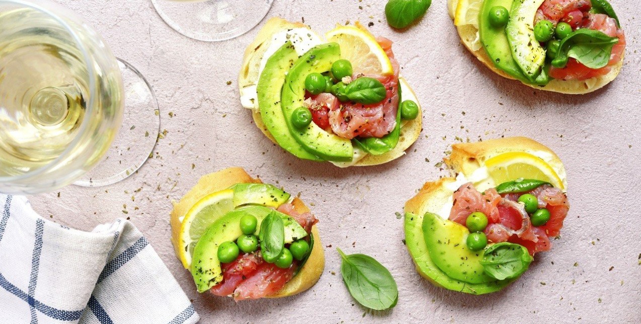 Avocado Lovers: 4 ιδιαίτερες συνταγές με αβοκάντο που θα λατρέψετε & μπορείτε να φτιάξετε με ελάχιστα βήματα