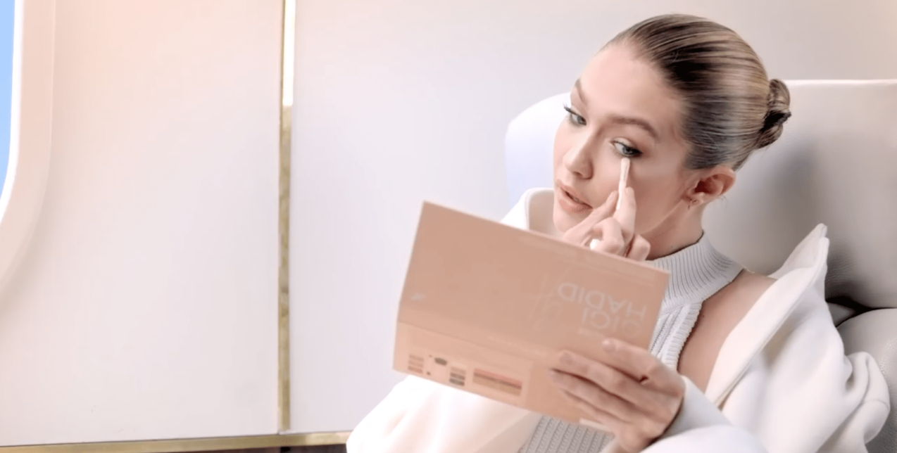  5 λόγοι που μας ενθουσίασε η νέα make up συλλογή της Gigi Hadid 