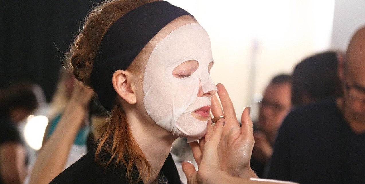 Sheet masks: To νέο skincare trend έρχεται από την Ασία