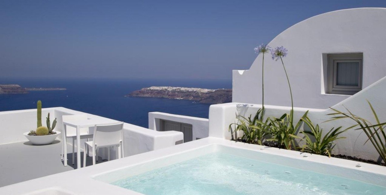 Love Greece: Τα ελληνικά Airbnb που που μας κάνουν να ονειρευόμαστε το επόμενο getaway μας