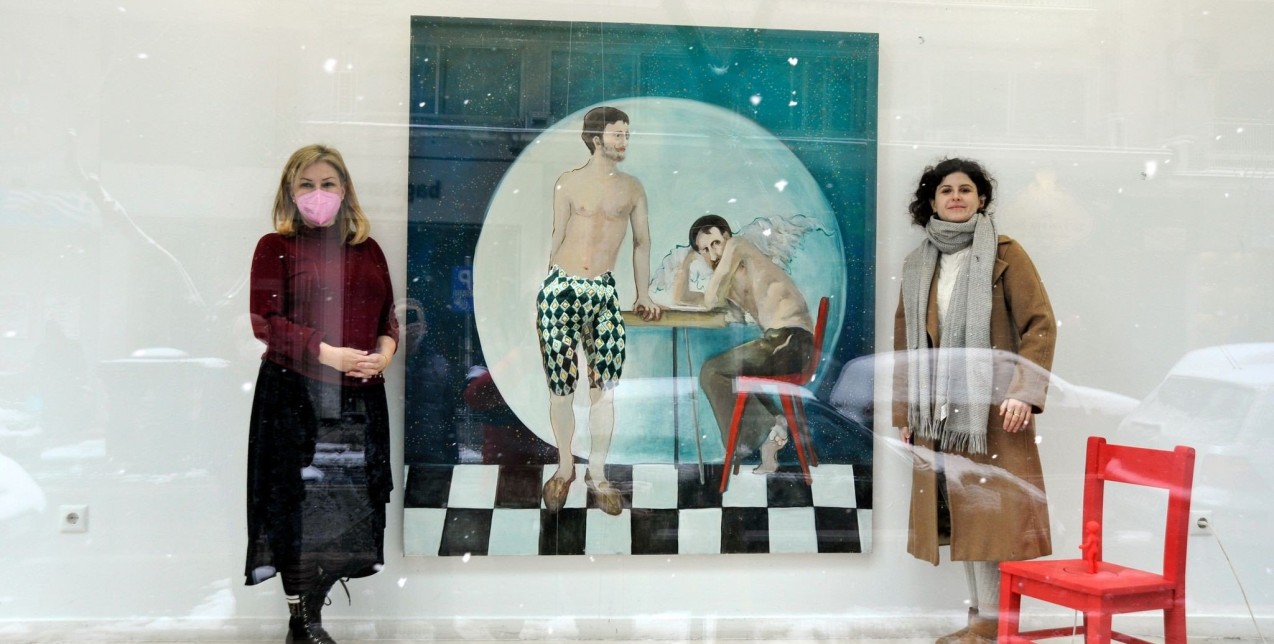 «Where you hide»: Η νέα έκθεση της Αγγέλικας Πράπα στις Βιτρίνες Τέχνης ΟΤΕ που αξίζει να γνωρίσετε