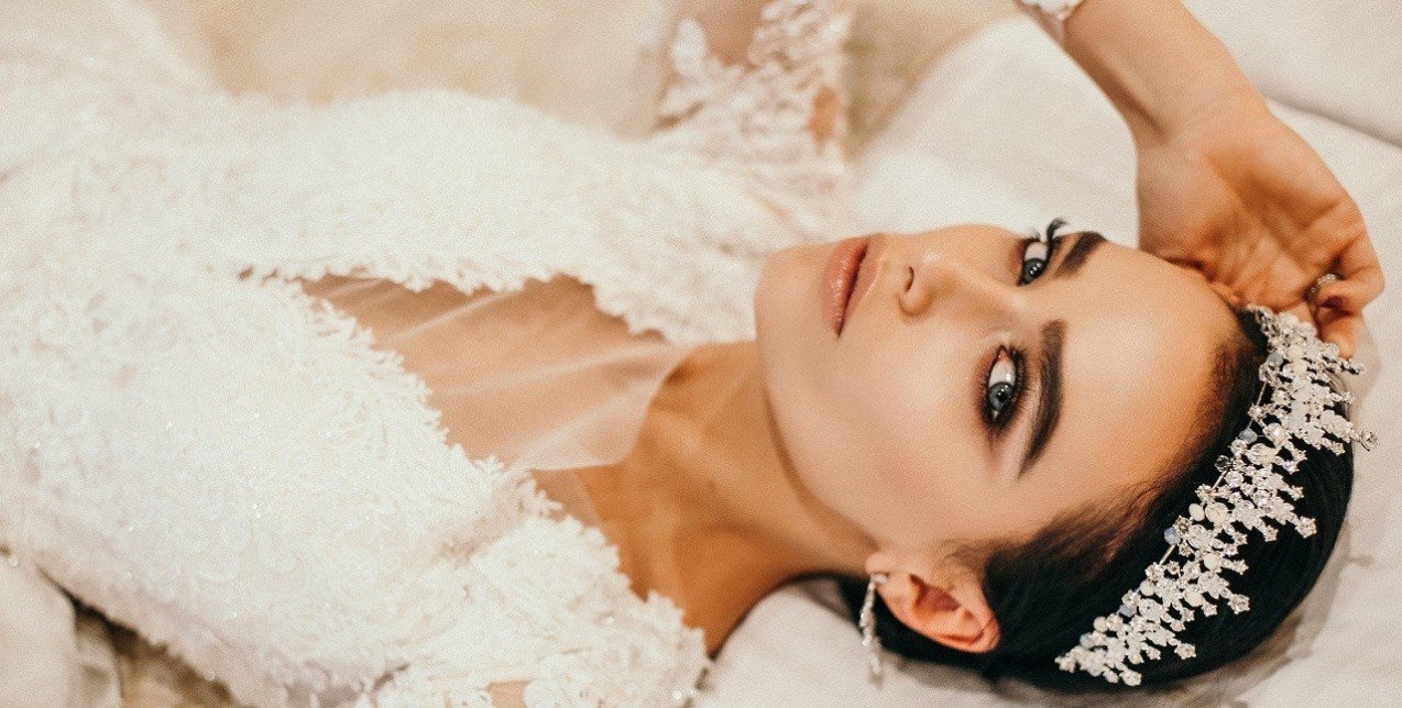 Τα μυστικά για να δημιουργήσετε το απόλυτο bridal makeup την ημέρα του γάμου σας