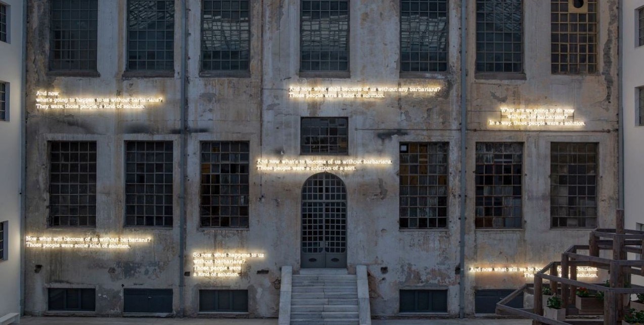 Ανοίγει αύριο για πρώτη φορά στο κοινό το εμβληματικό κτίριο του πρώην Δημόσιου Καπνεργοστασίου, ως ο νέος σύγχρονος χώρος πολιτισμού της Αθήνας