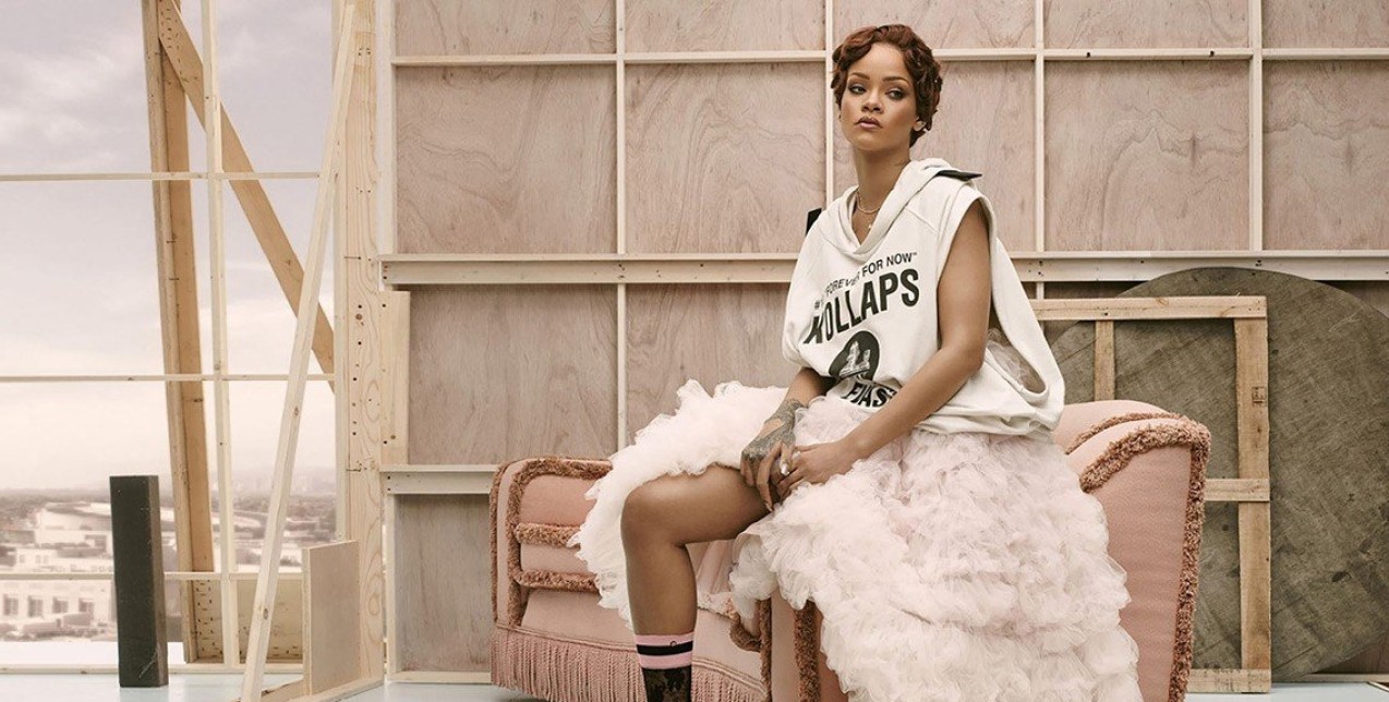 Μία super fashionable Christmas Collection με την υπογραφή της Rihanna