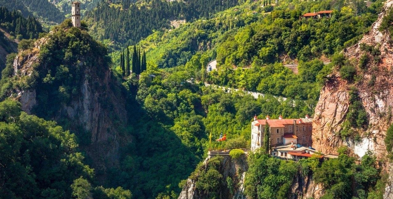 Fall Travelers: Οι top 5 φθινοπωρινοί προορισμοί στην Ελλάδα για τους λάτρεις της φύσης