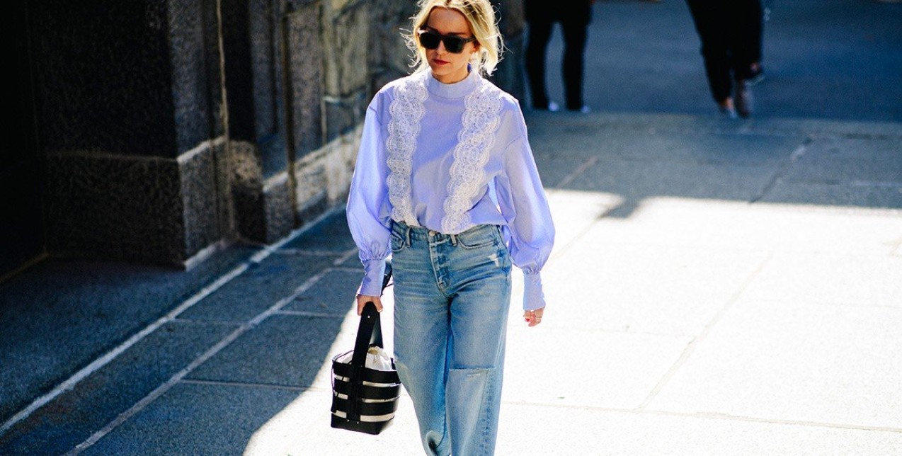 Jeans & Shirts: Οι 4 συνδυασμοί που θα ανανεώσουν αυτό το κλασικό look 