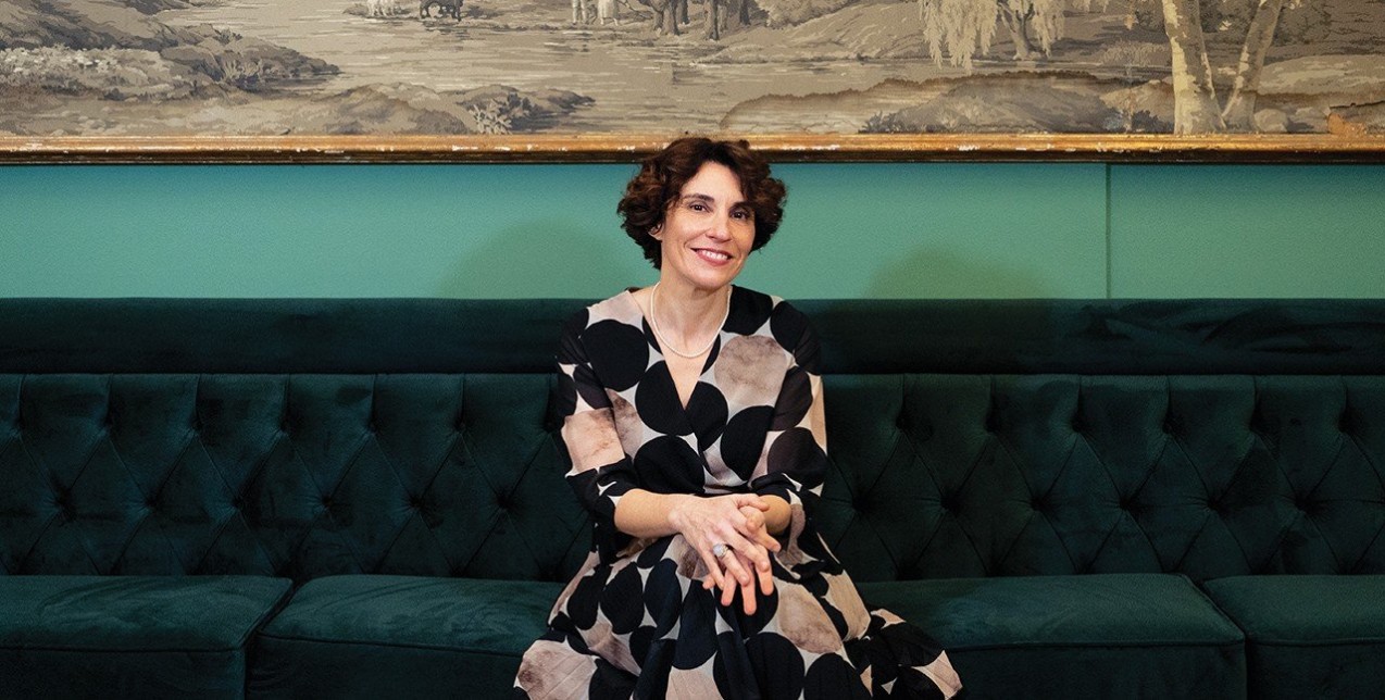 Stefania Auci: Ποια είναι η συγγραφέας του bestseller «Οι Λέοντες της Σικελίας» που έχει μετατραπεί στην ισχυρή φωνή της Ιταλίας; 
