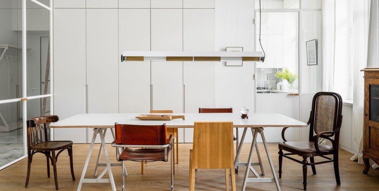 Πώς το eclectic design αποτυπώνεται στην πιο minimal εκδοχή του σε ένα tiny διαμέρισμα