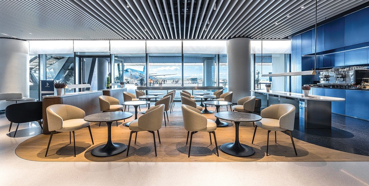 To νέο business lounge στο αεροδρόμιο της Θεσσαλονίκης προσφέρει μια ολιστική εμπειρία 