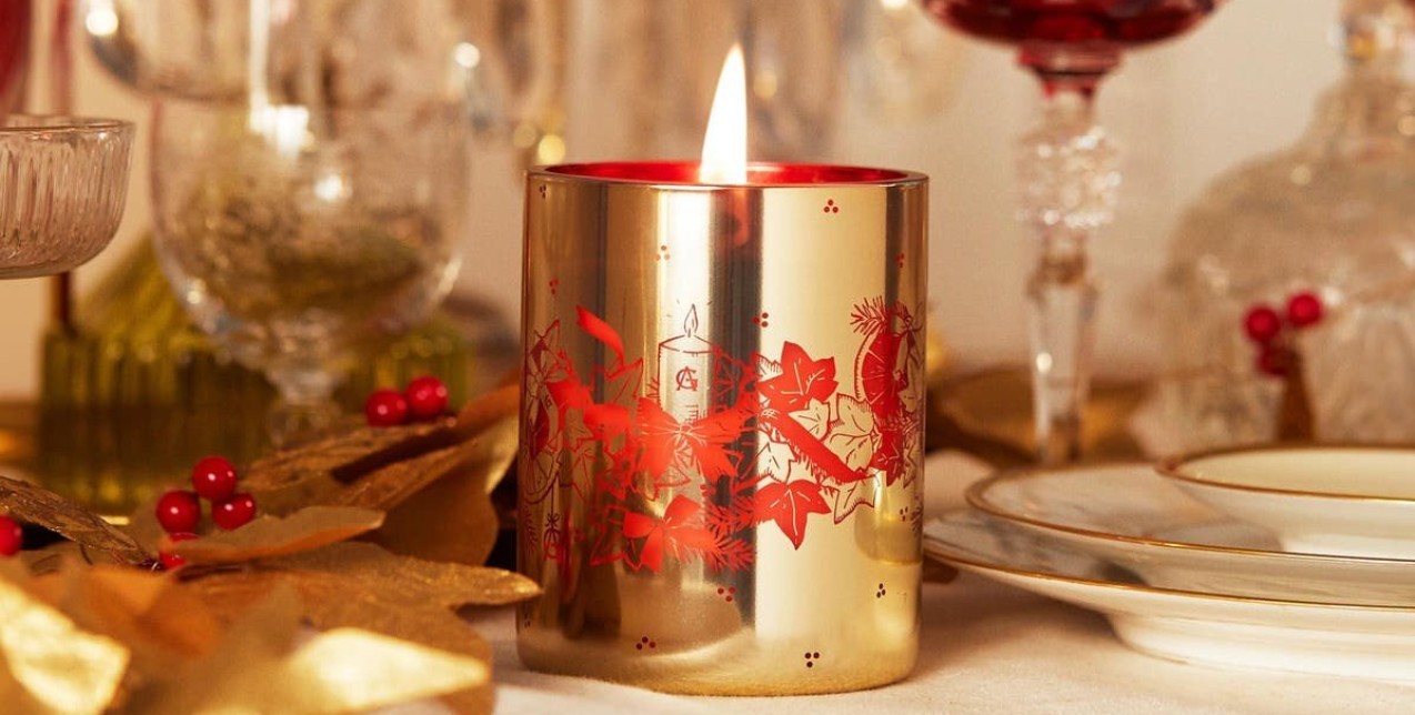 Tα πιο φίνα festive κεριά που θα κάνουν το σπίτι σας να «μυρίσει» Χριστούγεννα 