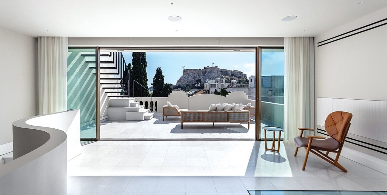 Μια κατοικία στην Αθήνα με θέα τον Ιερό Βράχο της Ακρόπολης 