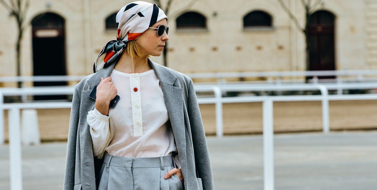Headscarves: Η νέα τάση που επιλέγουν οι ειδικοί του street style 