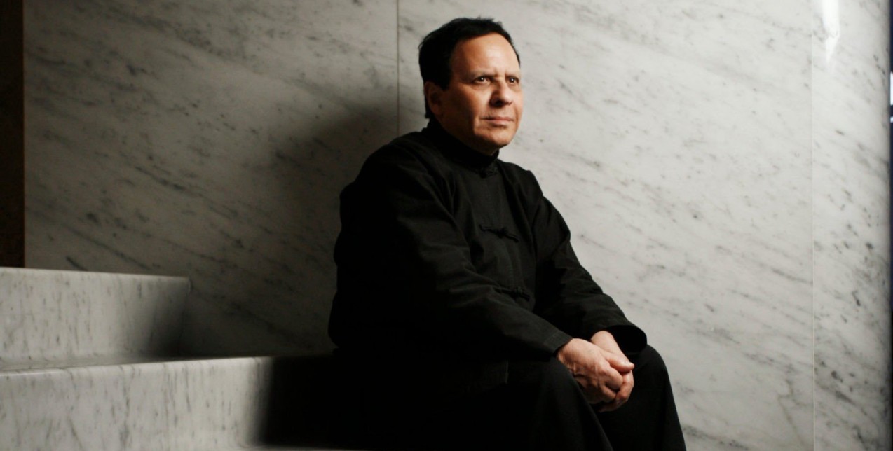 Azzedine Alaïa: Μια νέα έκθεση-φόρος τιμής στη ζωή και το έργο του σχεδιαστή