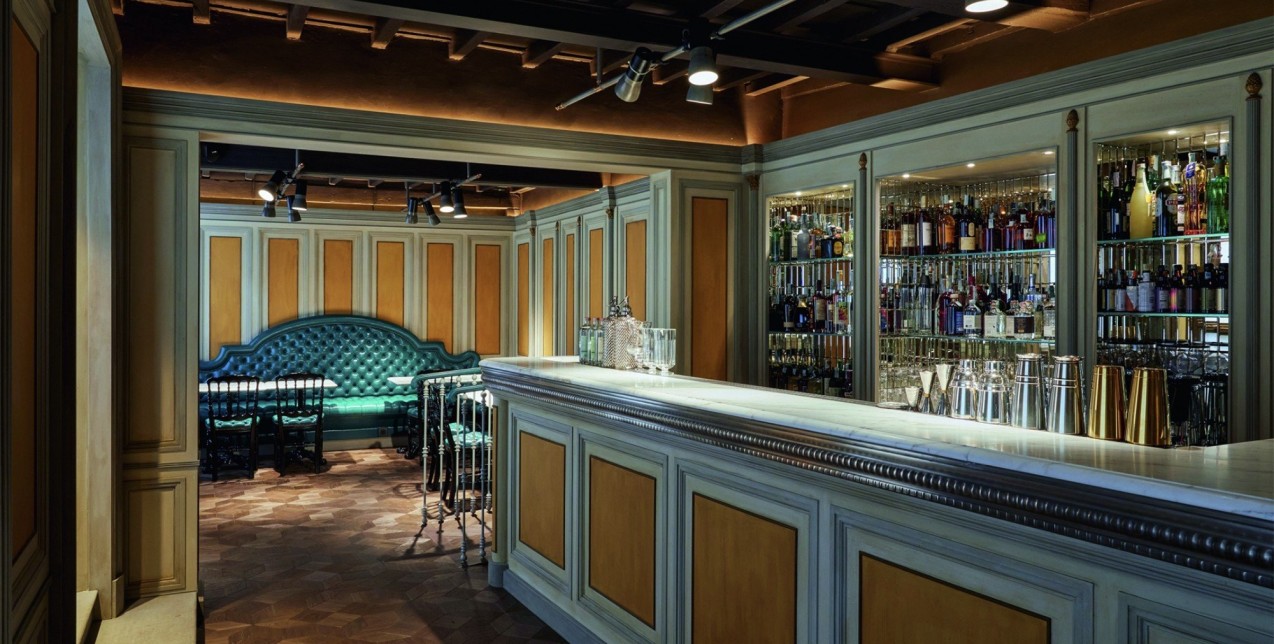 Το νέο café & cocktail bar του οίκου Gucci στη Φλωρεντία είναι ό,τι πιο ατμοσφαιρικό θα θαυμάσετε σήμερα