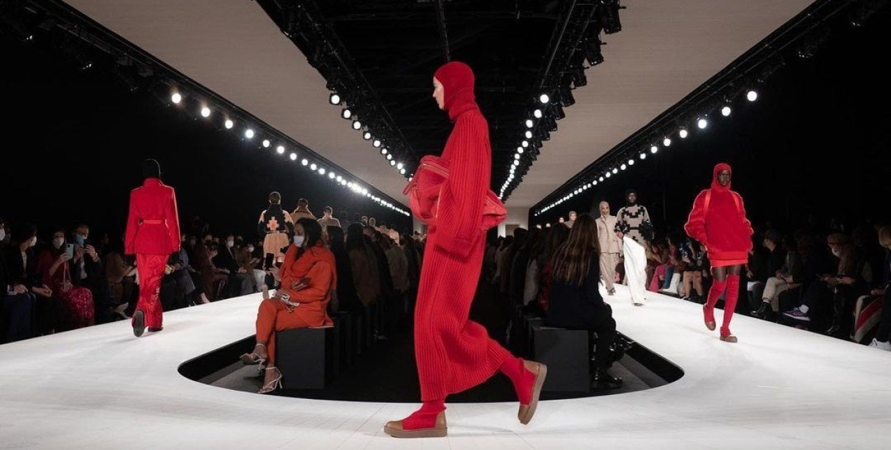 MFW: Η Εβδομάδα Μόδας στο Μιλάνο σήκωσε «αυλαία» με τα πιο διάσημα supermodels στην πρώτη γραμμή 