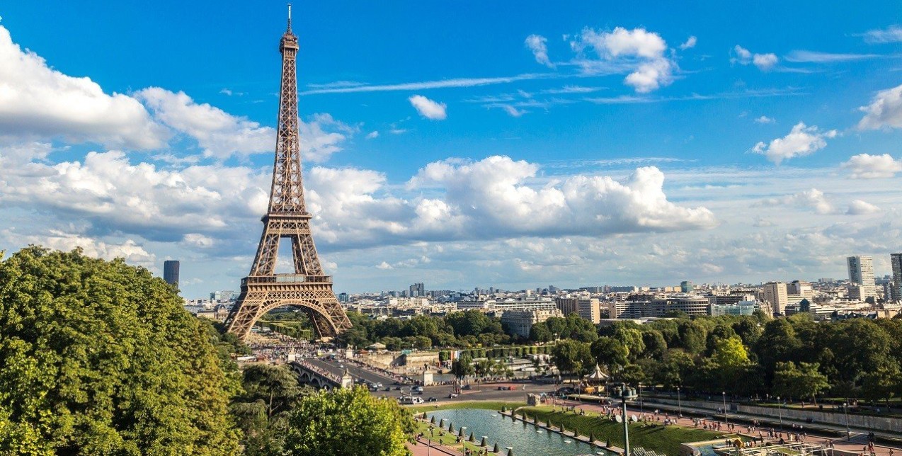 Ο Πύργος του Eiffel ψήλωσε κατά 6 μέτρα: Δείτε το φωτογραφικό υλικό από τη νέα επέκταση