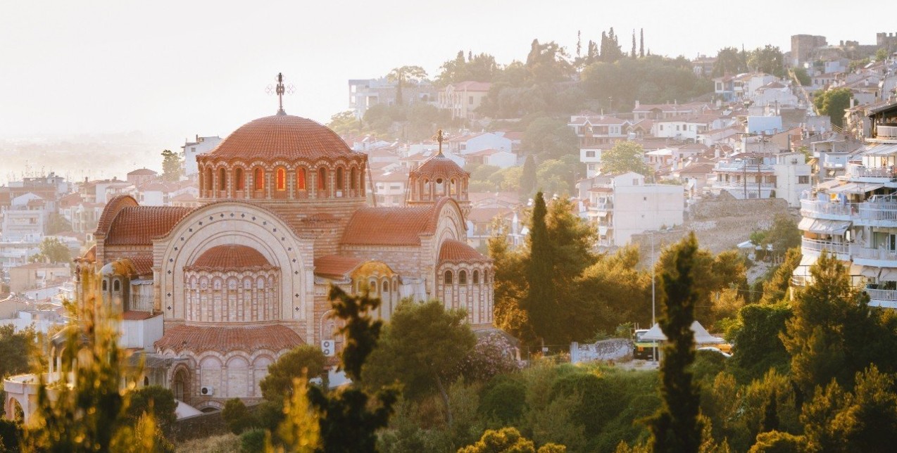 Πάσχα στη Θεσσαλονίκη: Οι εκκλησίες της πόλης με την πιο κατανυκτική ατμόσφαιρα