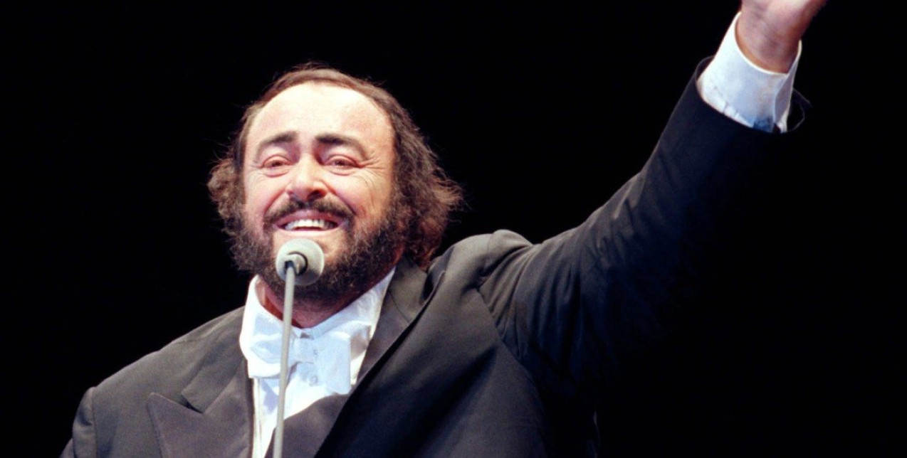 Ο Luciano Pavarotti απέκτησε το προσωπικό του αστέρι στο Walk of Fame