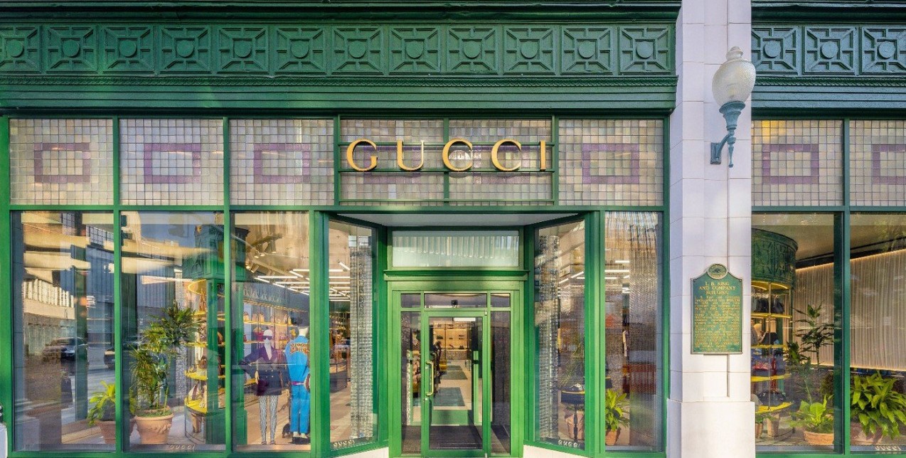 Now Opening: Η νέα boutique του οίκου Gucci στο Michigan ακολουθεί τη χαρακτηριστική αισθητική του ιταλικού fashion house