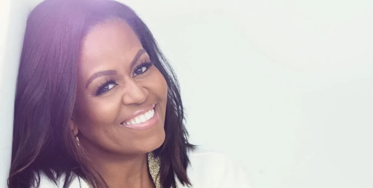 Michelle Obama: Τα 5 σημαντικά αποφθέγματα μέσα από το νέο αυτοβιογραφικό της βιβλίο "The Light We Carry"