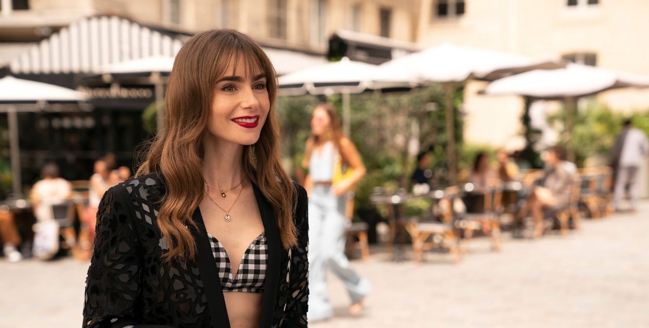 Emily in Paris: Ποια είναι η Ελληνίδα που θα παρακολουθήσουμε στην 3η σεζόν της σειράς; 