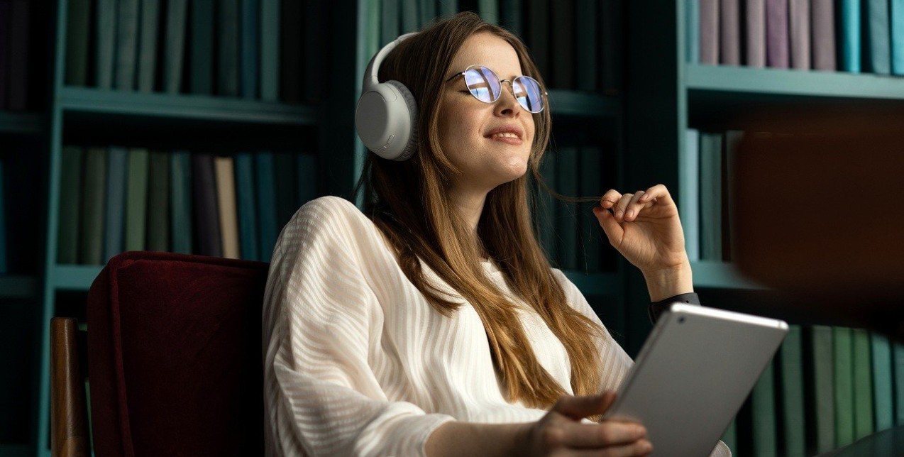 4 μοναδικά audiobooks από το JukeBooks για να «διαβάσετε» με τα μάτια κλειστά 