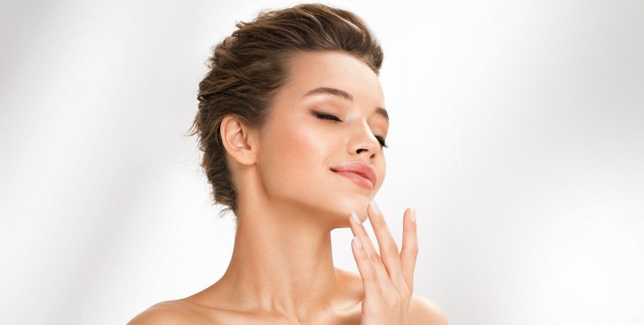 4 health & beauty products με οικολογικό αποτύπωμα που εμπιστευόμαστε για λαμπερό δέρμα 