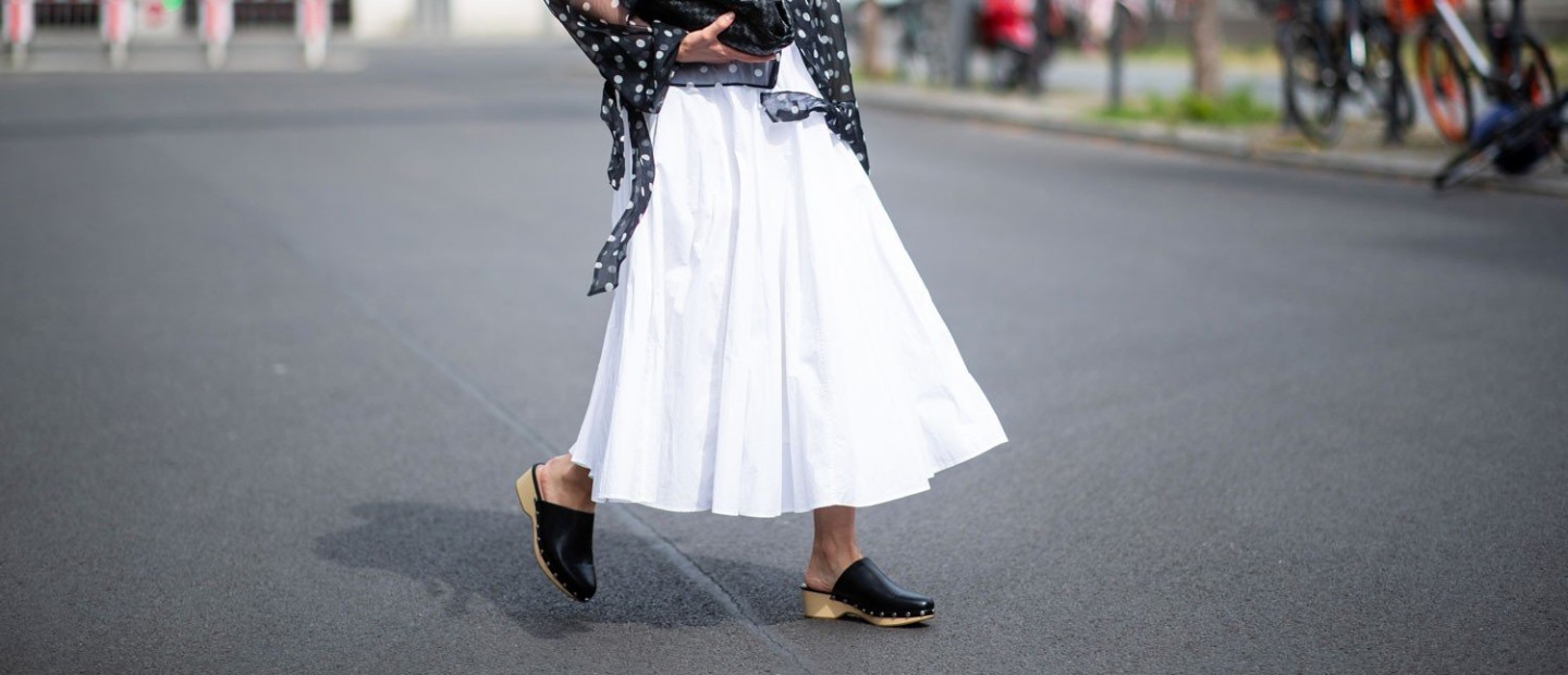 Clogs: Πώς να φορέσετε τα καλύτερα designs για φέτος 