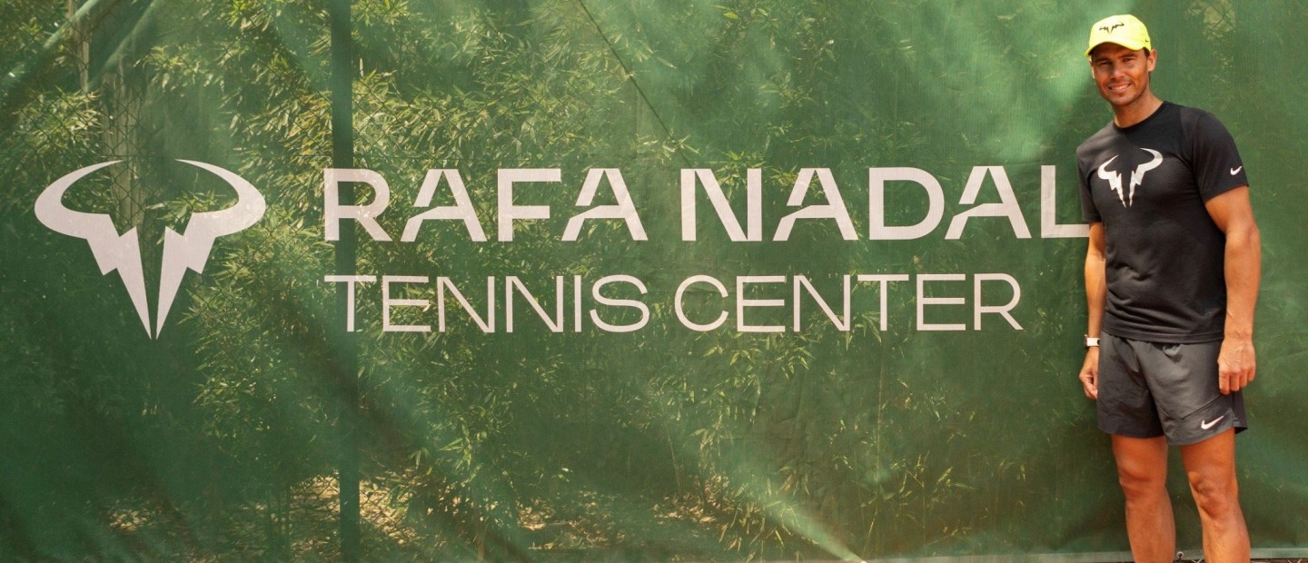 Rafael Nadal: Ο Ισπανός θρύλος του τένις κατέφθασε στο Sani Resort της Χαλκιδικής 