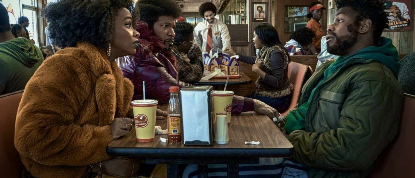 Netflix: Ποιες σειρές μας επιφυλάσσει ο Ιούλιος;