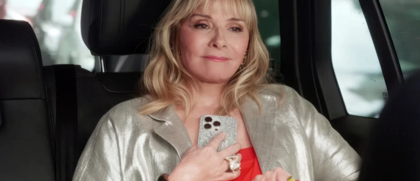 ...And Just Like That: Η επιστροφή της Samantha, τα άπταιστα ελληνικά της Carrie και η επερχόμενη σεζόν