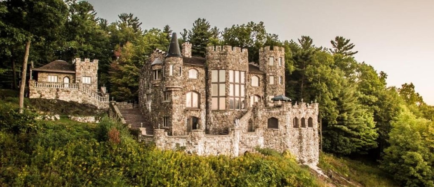 From Castles to Manors: Τώρα μπορείτε να μείνετε στις πιο ιστορικές τοποθεσίες του κόσμου