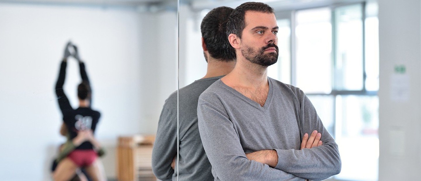 O δημοφιλής ιταλός χορογράφος Marco Batti μιλάει στο GLOW για το πολλά υποσχόμενο gala χορού που επιμελείται στο Μέγαρο Μουσικής Θεσσαλονίκης