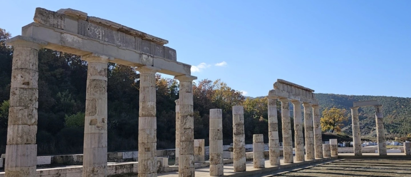 Αιγές: Τα αποκαλυπτήρια του «Παρθενώνα της Μακεδονίας» και η άφιξη του Κυριάκου Μητσοτάκη