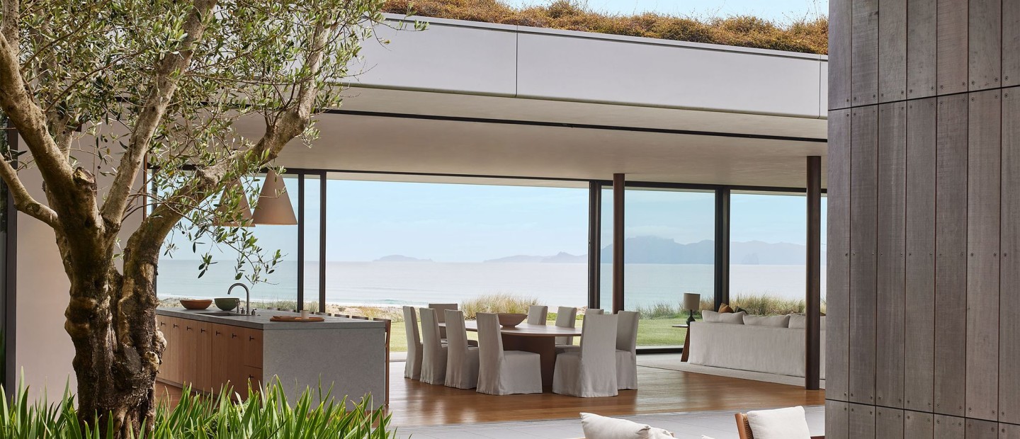 «Αποδράστε» στην εντυπωσιακή εξοχική κατοικία μιας γνωστής fashion designer στη Νέα Ζηλανδία