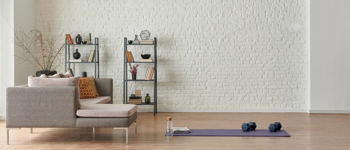 Οι πιο αποτελεσματικές ασκήσεις γυμναστικής που μπορείτε να κάνετε μπροστά από την τηλεόραση