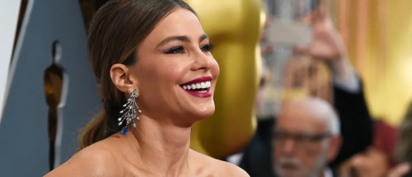 London Tour: Η Sofia Vergara περιηγείται στο Λονδίνο