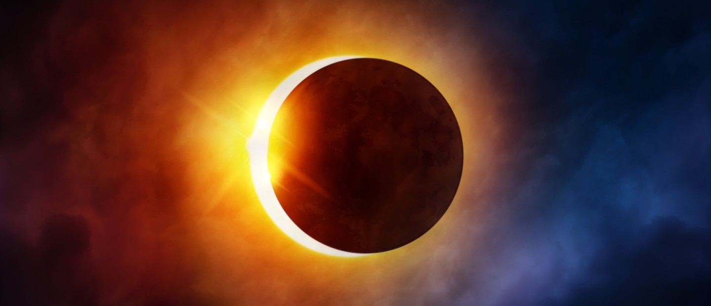 Έκλειψη ηλίου 2024: Πότε θα συμβεί, πώς μπορείτε να τη δείτε και τι να περιμένετε