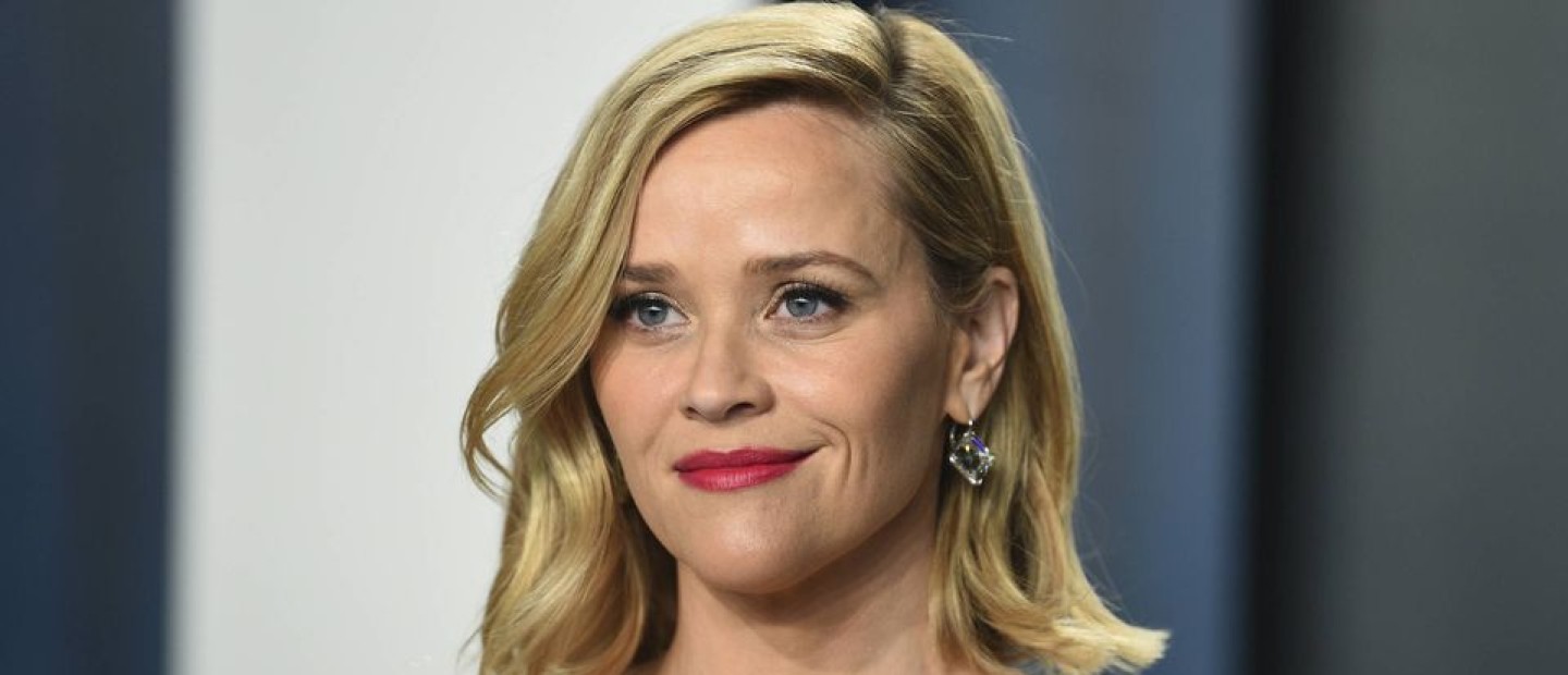 Η Reese Witherspoon αναλύει τους πιο iconic κινηματογραφικούς ρόλους που έχει αναλάβει