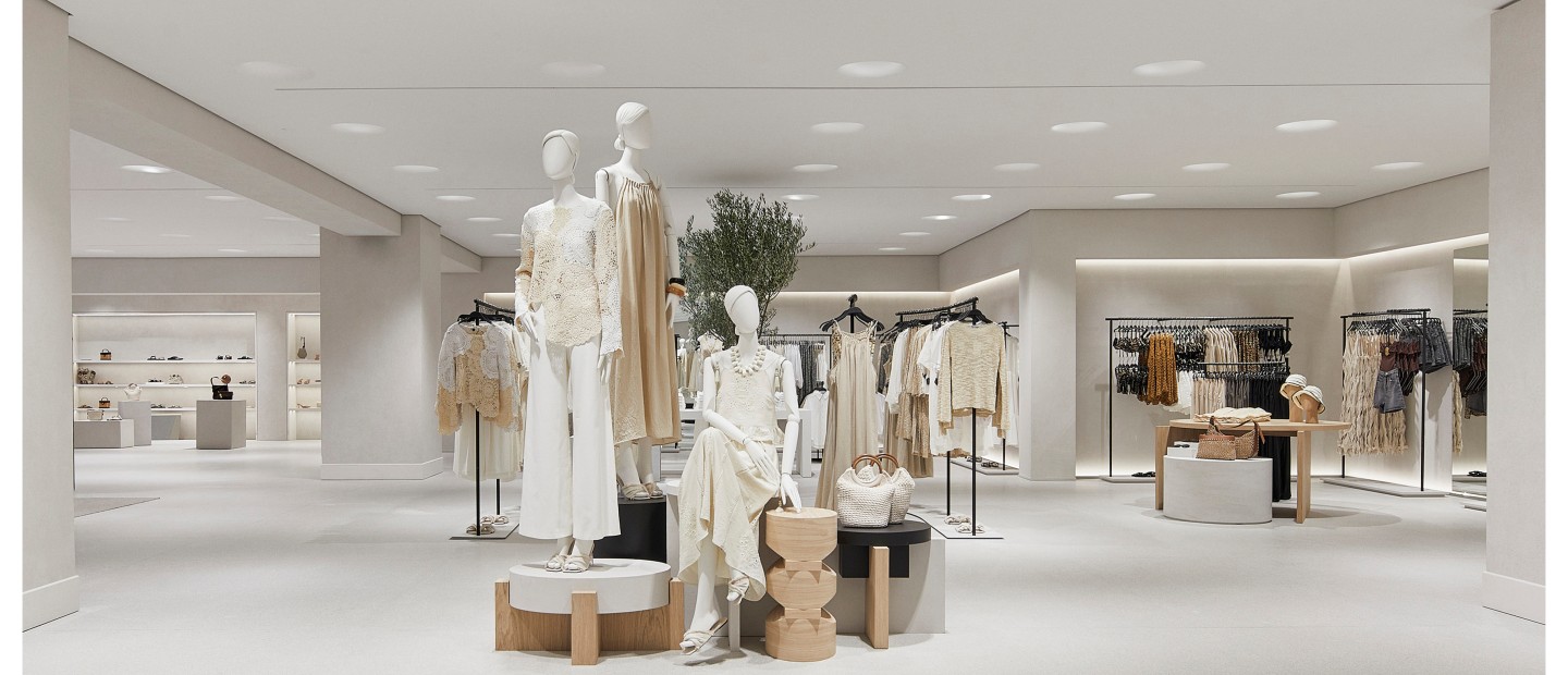 To μεγαλύτερο Zara flagship store στην Ευρώπη άνοιξε τις πύλες του στον Πύργο του Πειραιά 